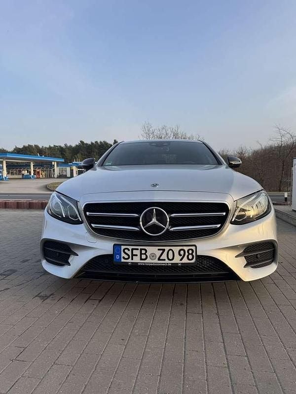 Gebraucht Mercedes E300 245 PS (180 kW) 2019 Grau Limousine