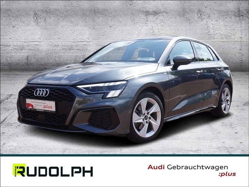 Daytonagrau perleffekt Gebraucht 2024 Audi A3 S-Line Limousine | 31.990 € (Fairer Preis) - Bild 1/4