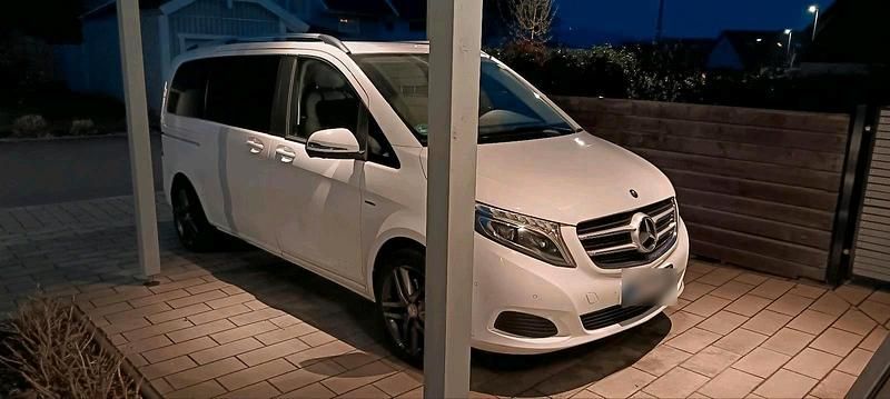 Gebraucht Mercedes V250 190 PS (139 kW) 2016 Weiß Van / Kleinbus