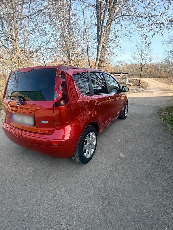 Gebraucht Nissan Note Pure 88 PS (64 kW) 2009 Rot Kleinwagen