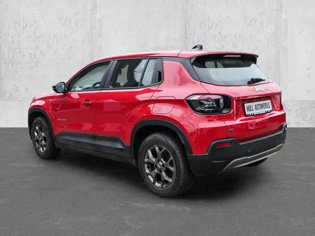 Gebraucht Jeep Avenger EV Longitude 114 kW (156 PS) 2023 Rot SUV