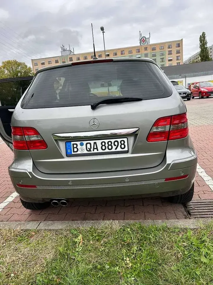 Gebraucht Mercedes B200 193 PS (141 kW) 2005 Grau Van / Kleinbus