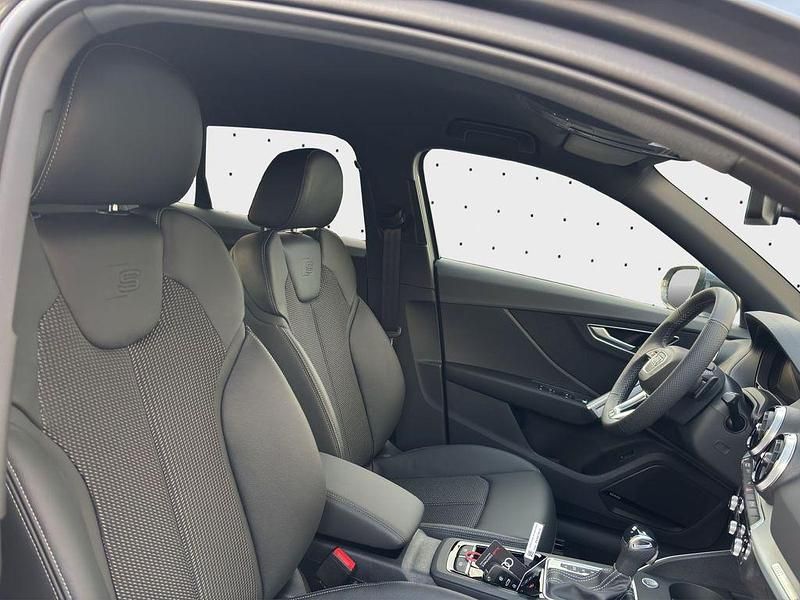 Gebraucht Audi Q2 S-Line 150 PS (110 kW) 2025 Mythosschwarz metallic SUV