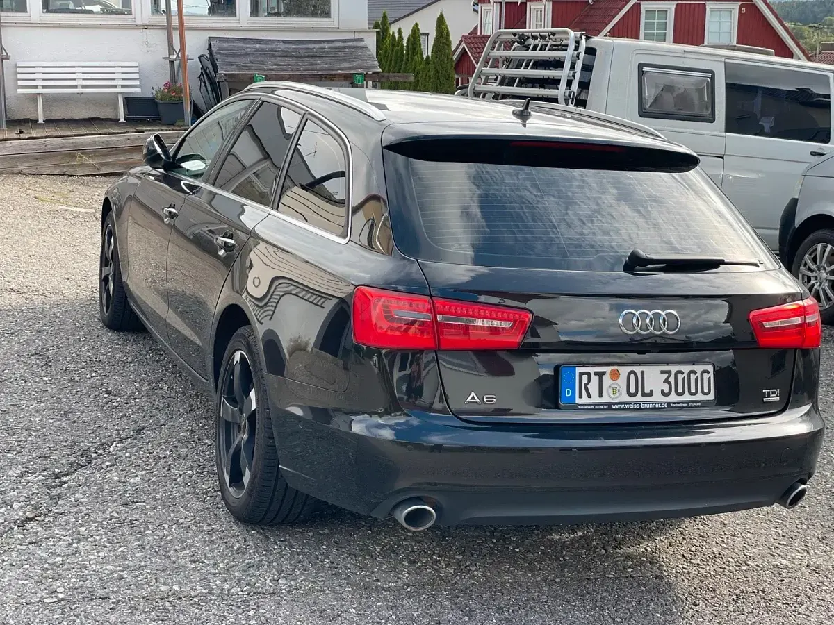 Gebraucht Audi A6 204 PS (150 kW) 2014 Schwarz Kombi