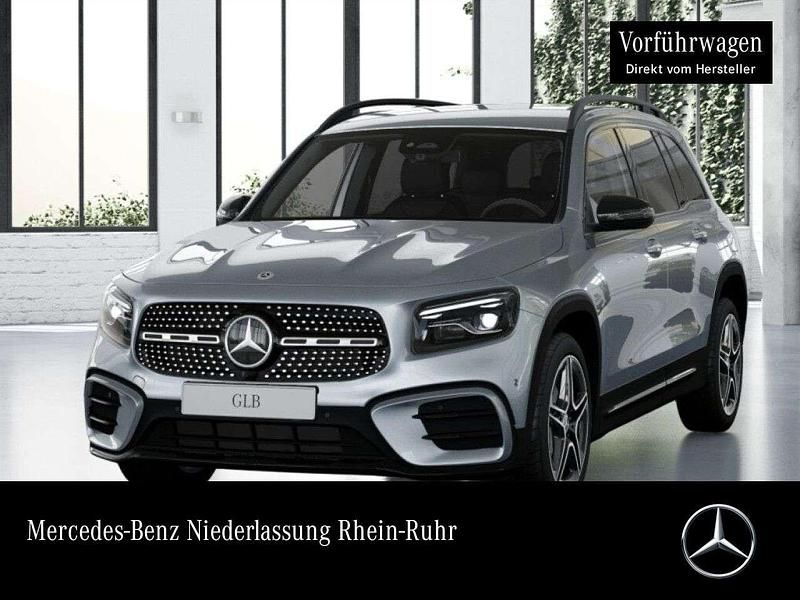 Hightechsilber Gebraucht 2025 Mercedes GLB200 AMG SUV | 51.290 € - Bild 1/4