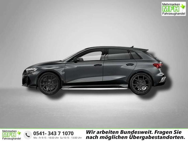 Daytonagrau perleffekt Gebraucht 2025 Audi RS3 Limousine | 70.941 € - Bild 1/4