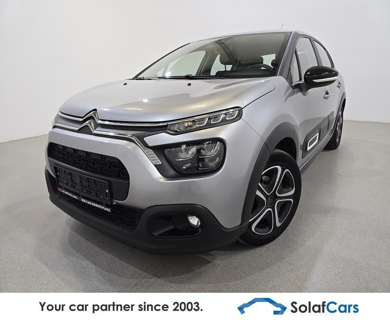Grau Gebraucht 2021 Citroën C3 Feel Limousine | 8.712 € (Guter Preis) - Bild 1/4