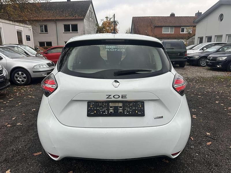 Gebraucht Renault Zoe Life 50 kW (69 PS) 2020 Weiß Kleinwagen