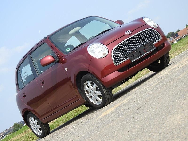Rot Gebraucht 2007 Daihatsu Trevis Kleinwagen | 7.999 € - Bild 1/4