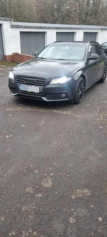 Schwarz Gebraucht 2009 Audi A4 S-Line Kombi | 4.000 € (Fairer Preis) - Bild 1/4