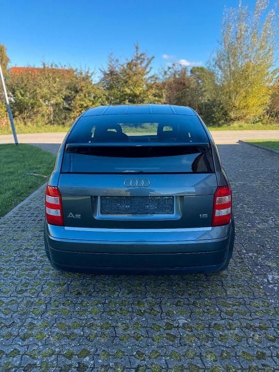 Gebraucht Audi A2 S-Line 110 PS (80 kW) 2005 Grau Kleinwagen