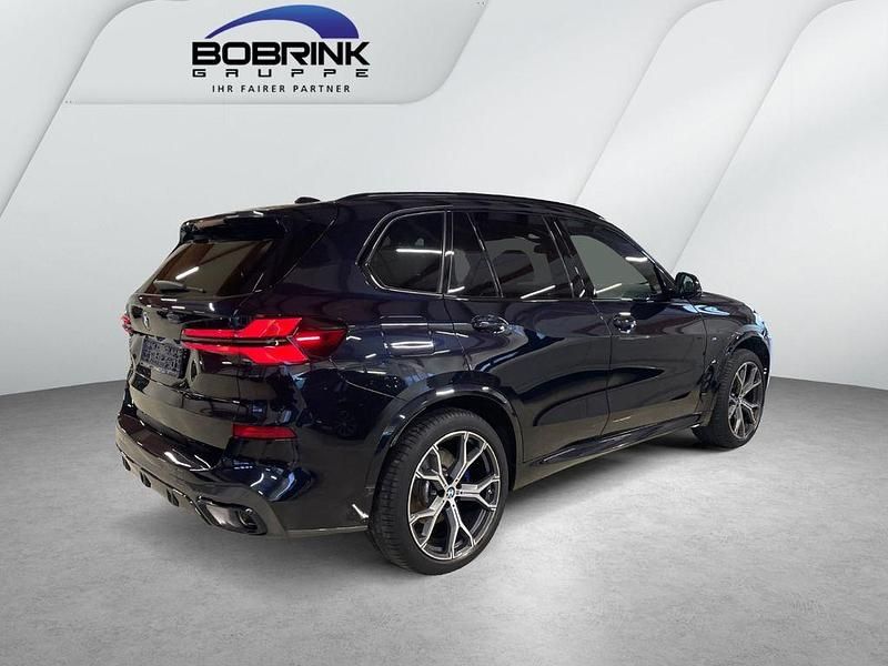 Gebraucht BMW X5 Performance 286 PS (210 kW) 2023 Schwarz SUV