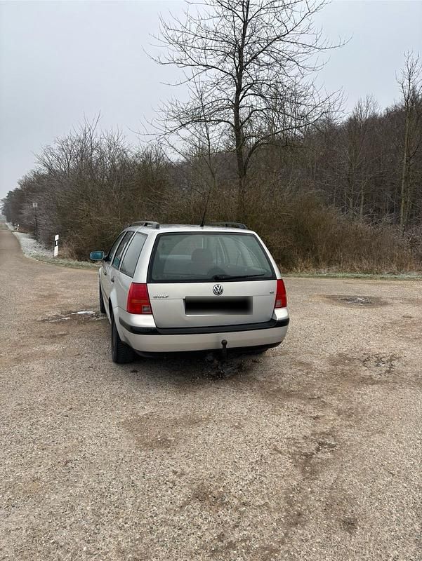 Gebraucht VW Golf IV 105 PS (77 kW) 2000 Grau Kombi