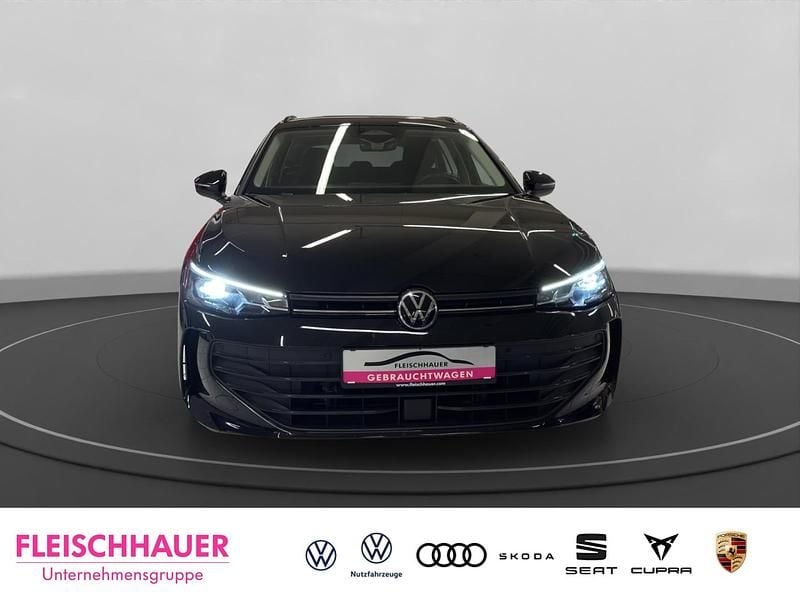 Gebraucht VW Passat 150 PS (110 kW) 2025 Schwarz Kombi