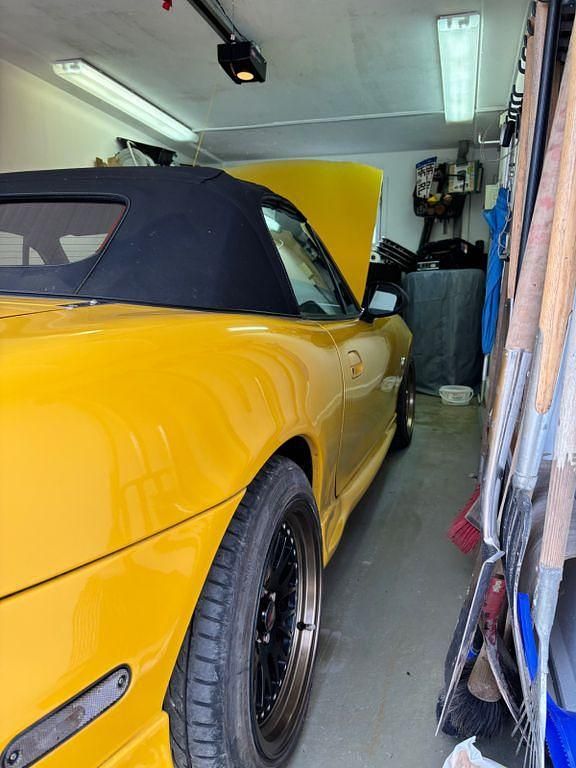 Gebraucht Mazda MX5 110 PS (80 kW) 2002 Gelb Cabrio