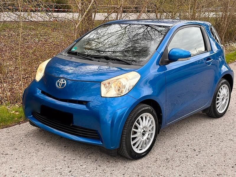 Gebraucht Toyota iQ 68 PS (50 kW) 2010 Blau Kleinwagen