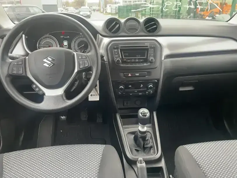 Gebraucht Suzuki Vitara Club 129 PS (94 kW) 2024 Weiss SUV