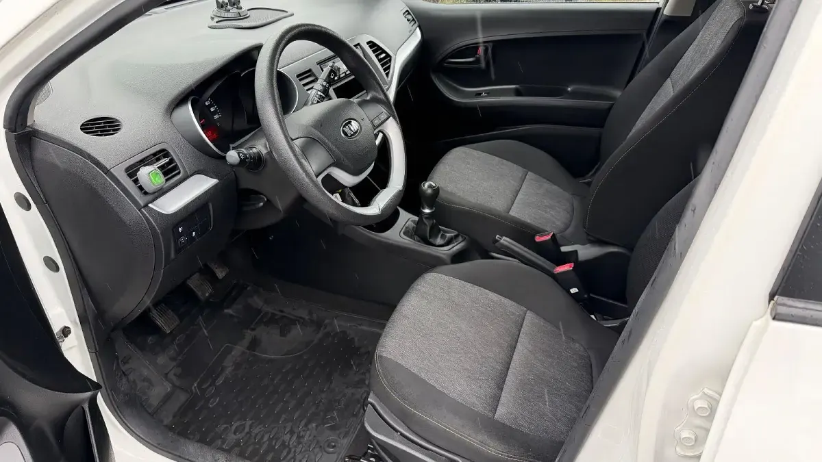 Gebraucht Kia Picanto Edition 7 67 PS (49 kW) 2016 Weiß Kleinwagen