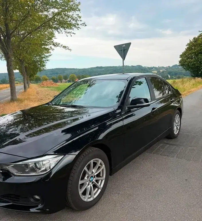 Gebraucht BMW 320 Performance 184 PS (135 kW) 2014 Schwarz Limousine