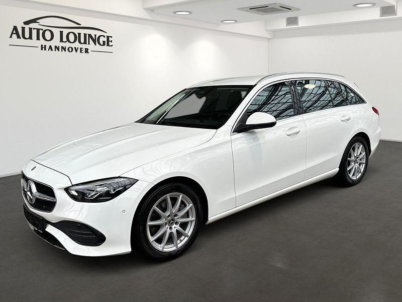 Gebraucht Mercedes C200 163 PS (119 kW) 2022 Weiß Kombi