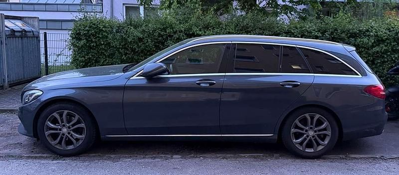 Gebraucht Mercedes C200 Avantgarde 136 PS (100 kW) 2015 Grau (metallic) Kombi