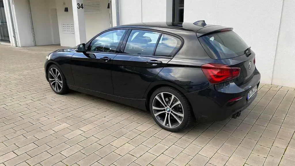 Gebraucht BMW 120 M Sport 184 PS (135 kW) 2018 Schwarz Kleinwagen