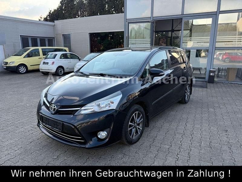 Gebraucht Toyota Verso Basis 111 PS (81 kW) 2014 Schwarz Van / Kleinbus