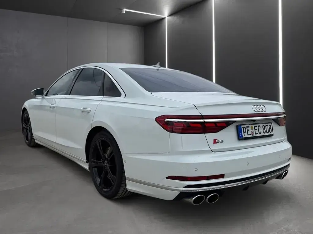 Gebraucht Audi S8 Sport 571 PS (419 kW) 2021 Weiß Limousine