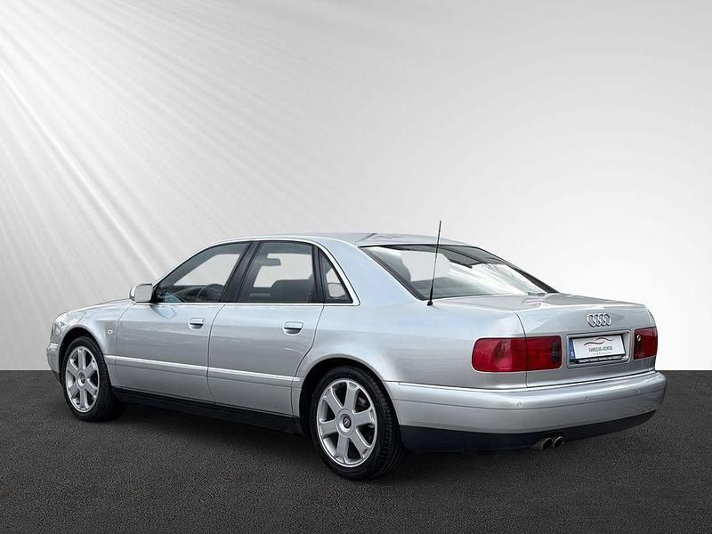 Gebraucht Audi S8 Sport 360 PS (264 kW) 2001 Silber Limousine