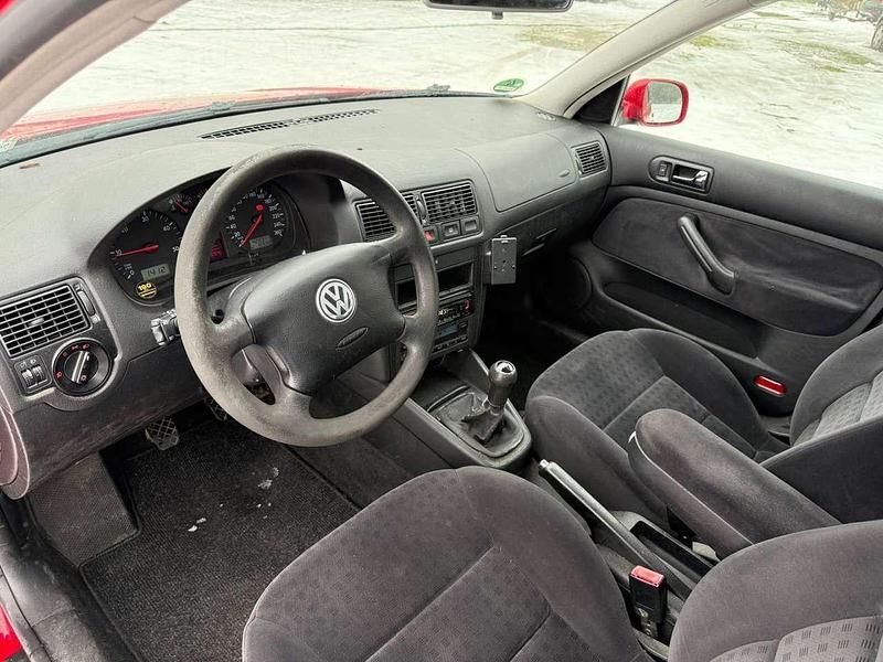 Gebraucht VW Golf IV Conceptline 101 PS (74 kW) 2003 Rot Limousine