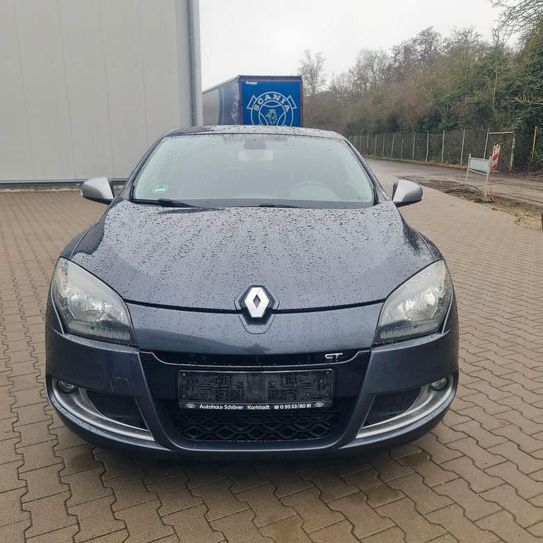 Gebraucht Renault Mégane III GT 179 PS (131 kW) 2011 Grau Coupé