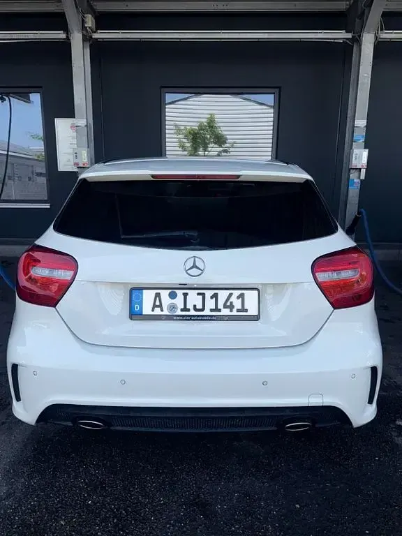 Gebraucht Mercedes A220 AMG 184 PS (135 kW) 2014 Weiß Limousine