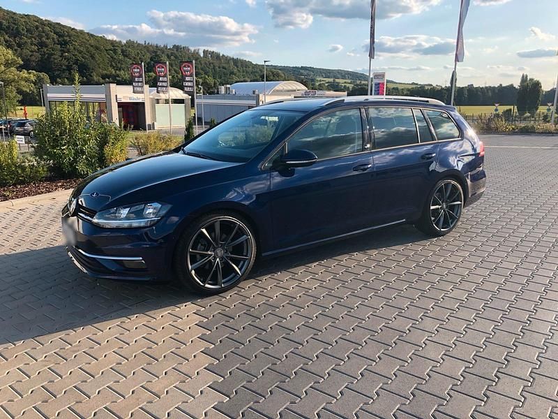 Gebraucht VW Golf VII Edition 125 PS (91 kW) 2017 Blau Kombi