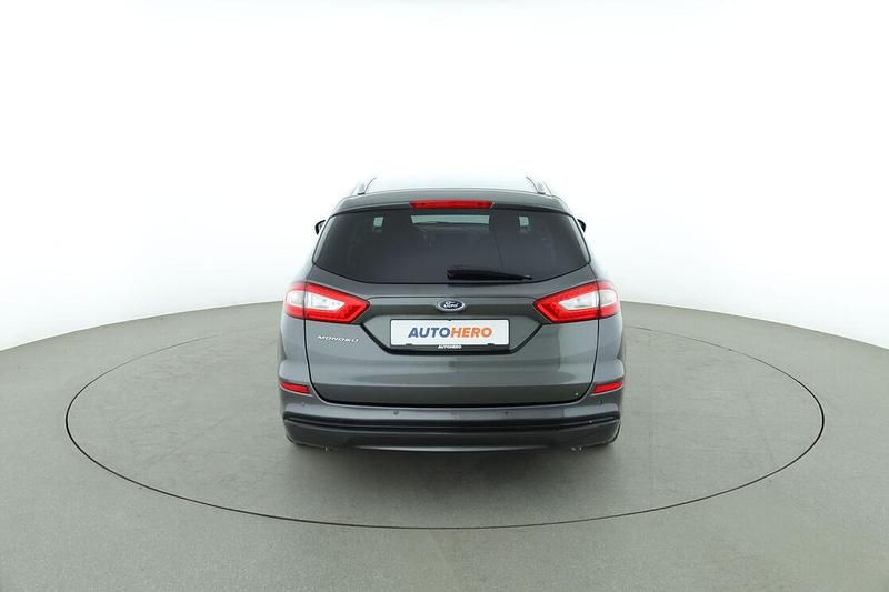 Gebraucht Ford Mondeo Titanium 160 PS (117 kW) 2017 Grau Kombi