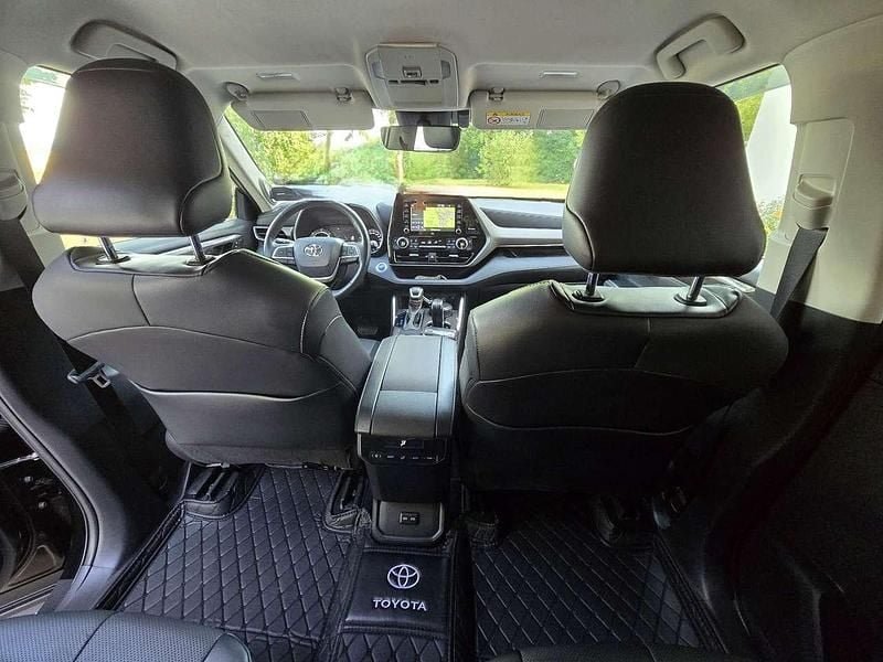 Gebraucht Toyota Highlander Executive 247 PS (181 kW) 2022 Schwarz SUV