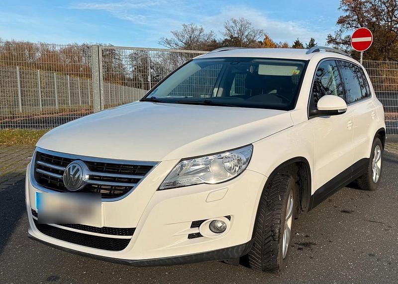 Weiß Gebraucht 2010 VW Tiguan SUV | 9.999 € (Fairer Preis) - Bild 1/4