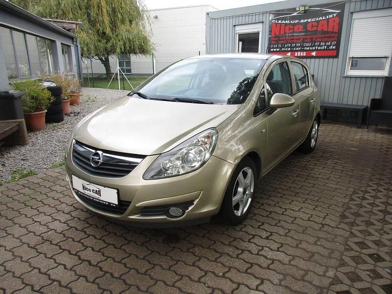 Gebraucht Opel Corsa Edition 90 PS (66 kW) 2008 Silber Limousine