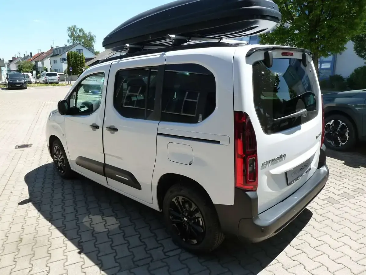 Neu Citroën Berlingo 102 PS (75 kW) 2026 Polarweiss Van / Kleinbus