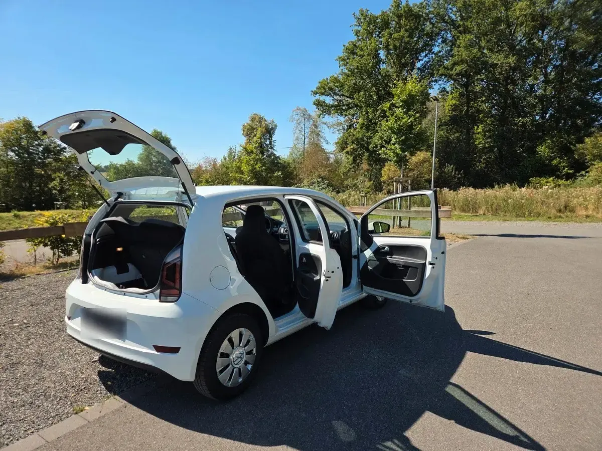 Gebraucht VW up! 65 PS (47 kW) 2020 Weiß Kleinwagen
