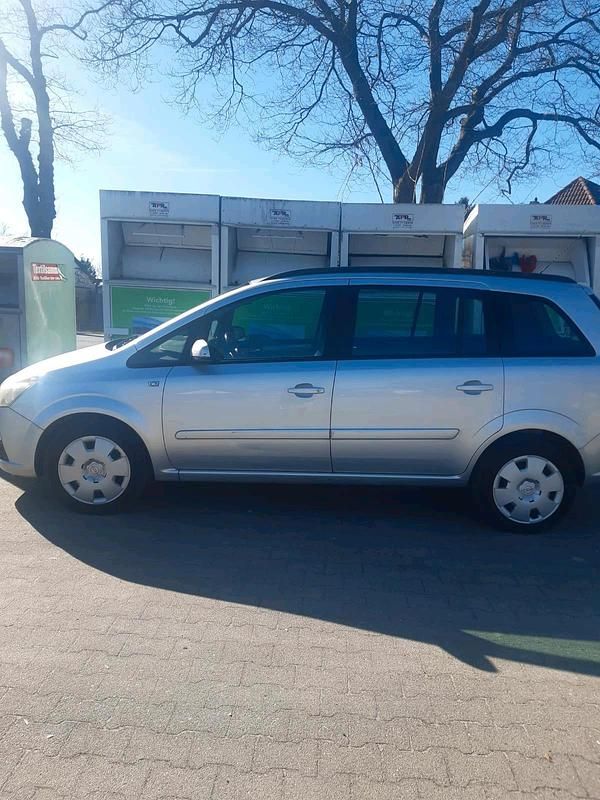 Gebraucht Opel Zafira 94 PS (69 kW) 2006 Grau Van / Kleinbus
