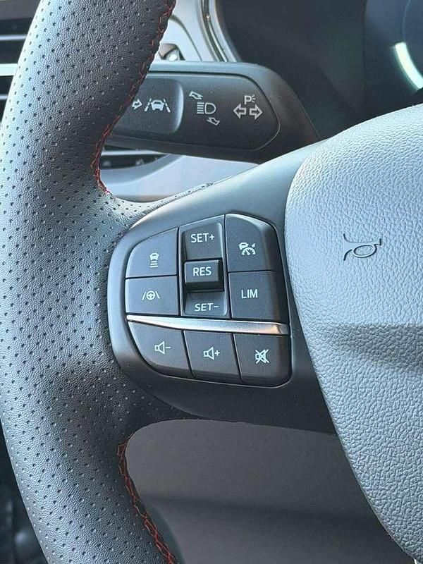 Gebraucht Ford Focus ST-Line X 155 PS (114 kW) 2025 Obsidianschwarz Kombi