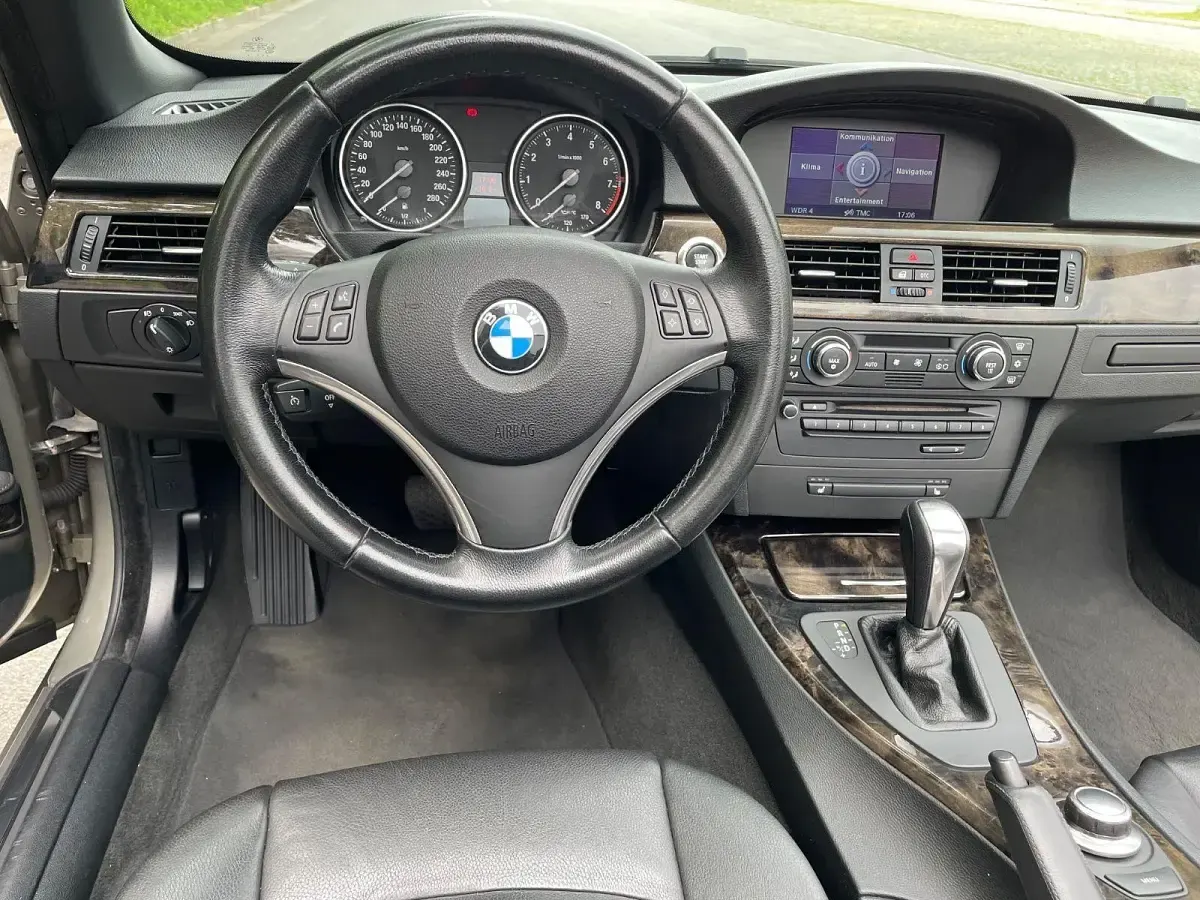 Gebraucht BMW 325 Cabriolet Sport Line 218 PS (160 kW) 2007 Gold Cabrio