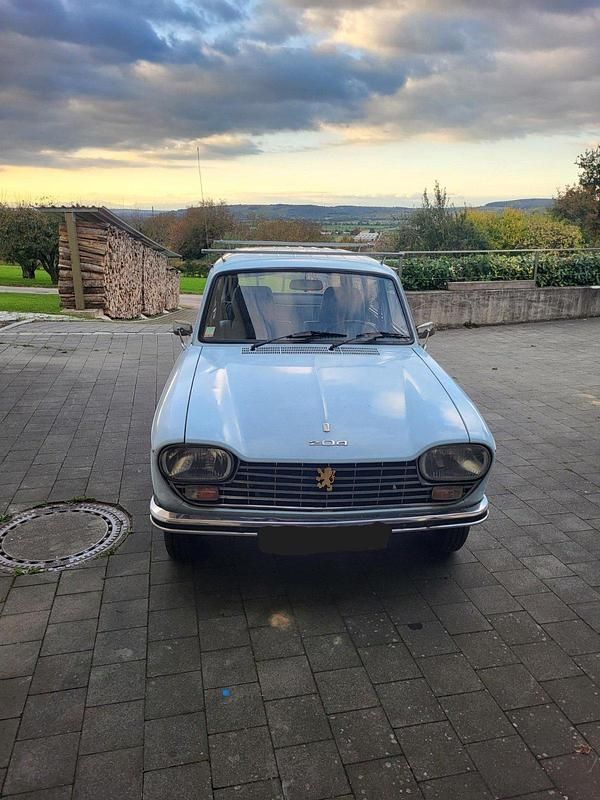 Blau Gebraucht 1973 Peugeot 204 Kombi | 6.490 € - Bild 1/4