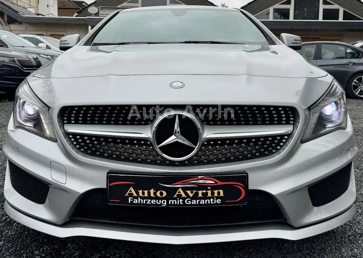 Gebraucht Mercedes CLA180 AMG 122 PS (89 kW) 2015 Weiß Limousine