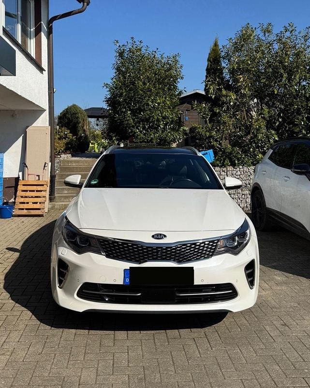 Gebraucht Kia Optima GT-Line 141 PS (103 kW) 2017 Weiß Kombi