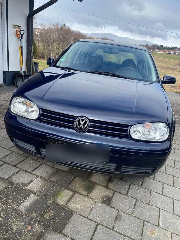 Blau Gebraucht 1998 VW Golf IV Kombi | 1.490 € (Fairer Preis) - Bild 1/4