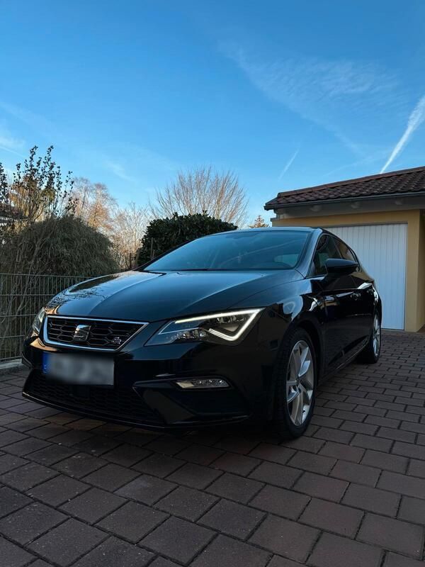 Schwarz Gebraucht 2019 Seat Leon FR Limousine | 17.000 € (Guter Preis) - Bild 1/4