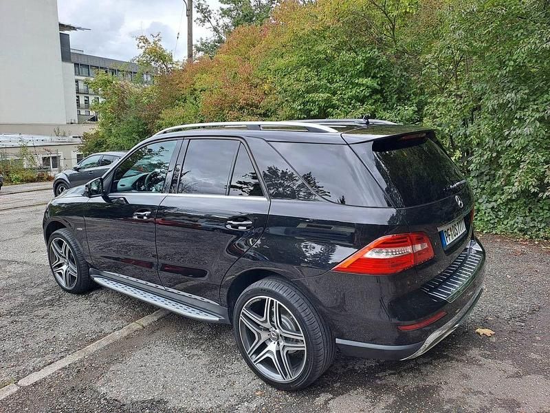 Gebraucht Mercedes ML350 300 PS (220 kW) 2012 Schwarz SUV