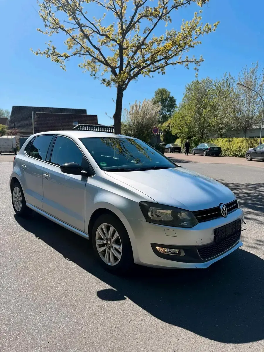 Gebraucht VW Polo Style 69 PS (50 kW) 2011 Silber Kleinwagen