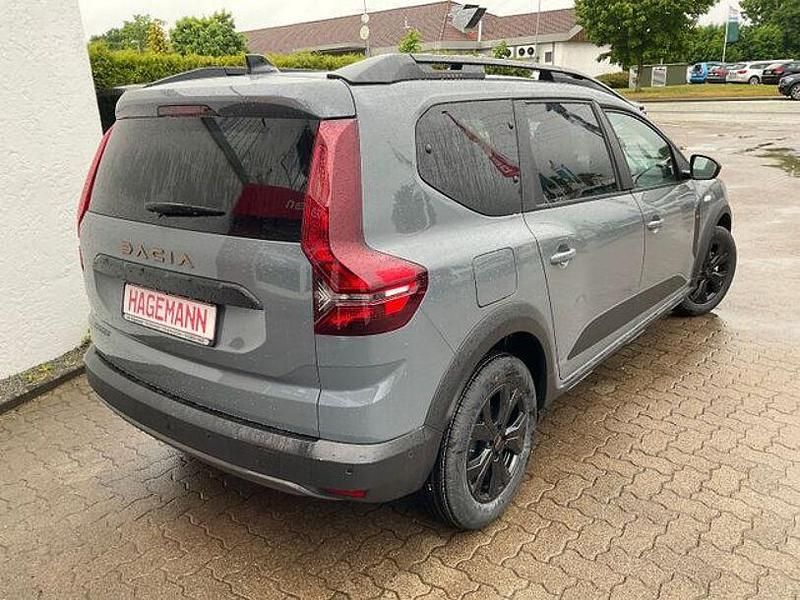 Neu Dacia Jogger Extreme 110 PS (80 kW) 2025 Grau Van / Kleinbus
